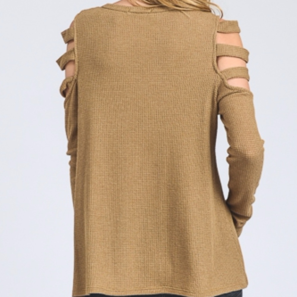 1 left ❗️ medium Open shoulder long sleeve top - Picture 8 of 8